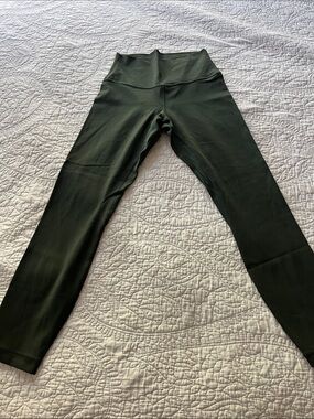 lululemon Align high rise 25” Leggings - size 6 Rainforest Green excellent!!